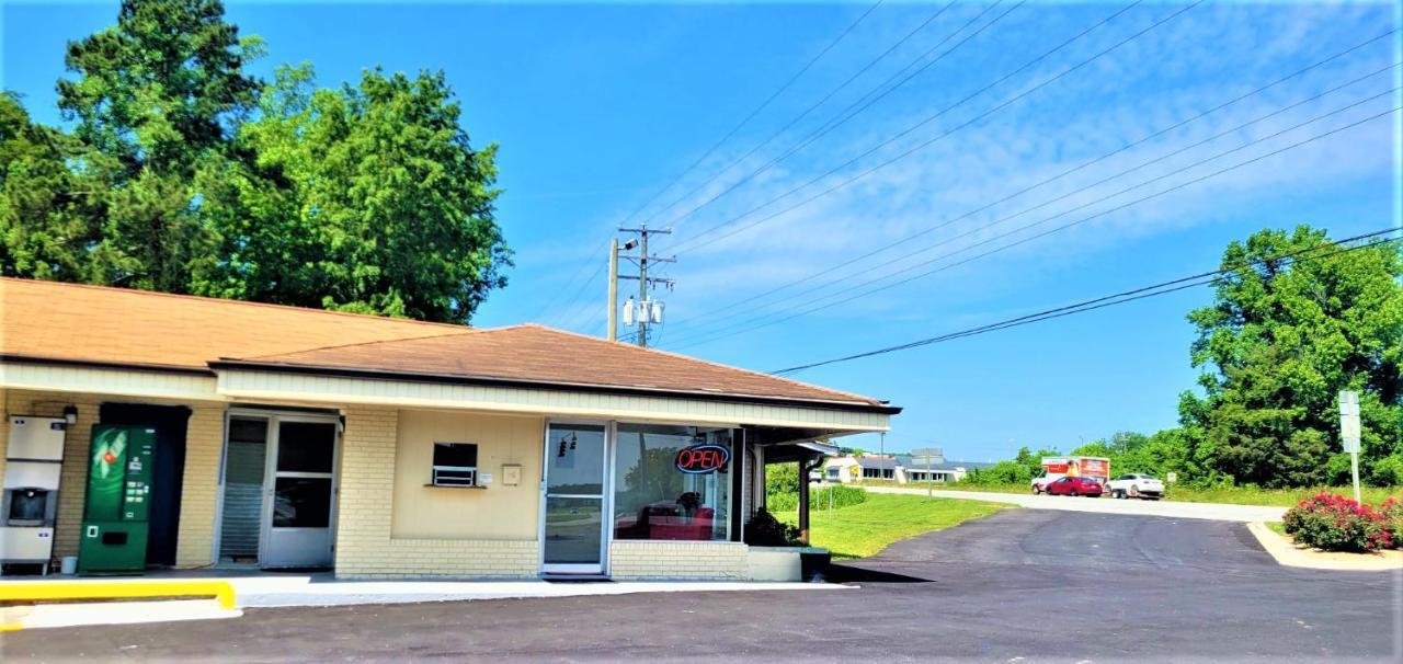 Williamston Inn Exterior photo
